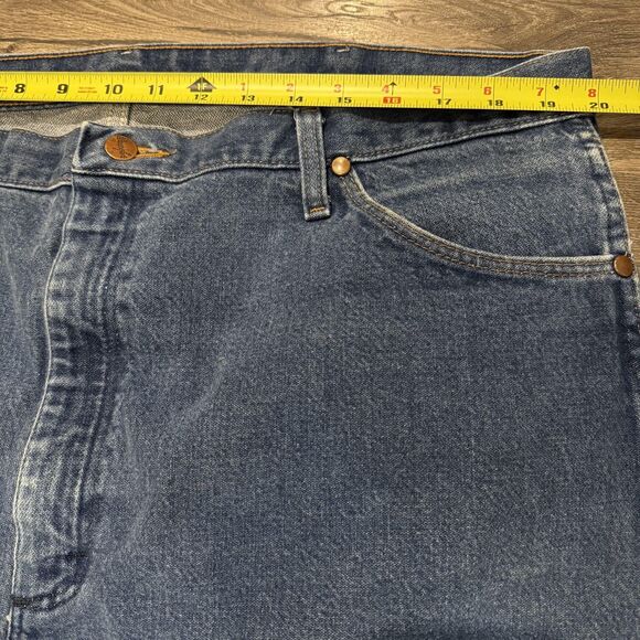 Vintage Wrangler 13MWZ Jeans Mens 40x34 Blue Cowboy Cut Original Fit Denim - Picture 5 of 10